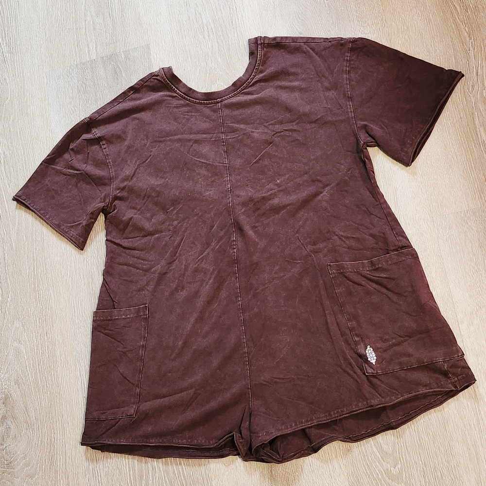 Free People Hot Shot Tee Romper NWOT - Picture 2 of 7